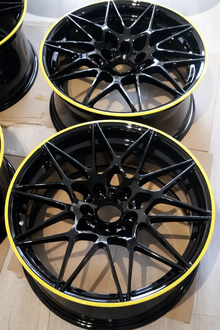 Piaskowanie felgi aluminiowej przed renowacją